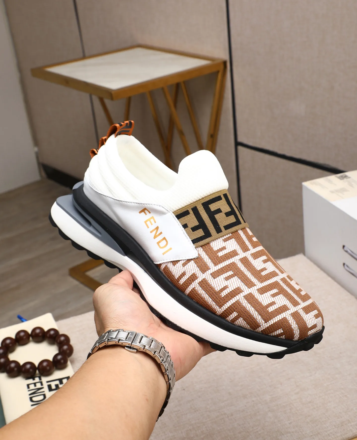 Men's shoes 💰460🕷🕷[FENDI] Fendi fashionable casual men's shoes 🇨🇳Original official website 1:1 model opening, new models are available first 💯Not high-profile but avant-garde, simple About low-key and fashionable, super versatile style 🌿 Made of original cowhide ➕ Pigskin lining 🎋 The version is comfortable on the feet, so rigorous for any small place, and the workmanship is first-class 🍍38-44 Large quantities in stock